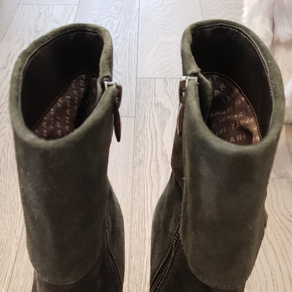 Tahari Gabe Grey Suede Boots - Picture 8 of 10